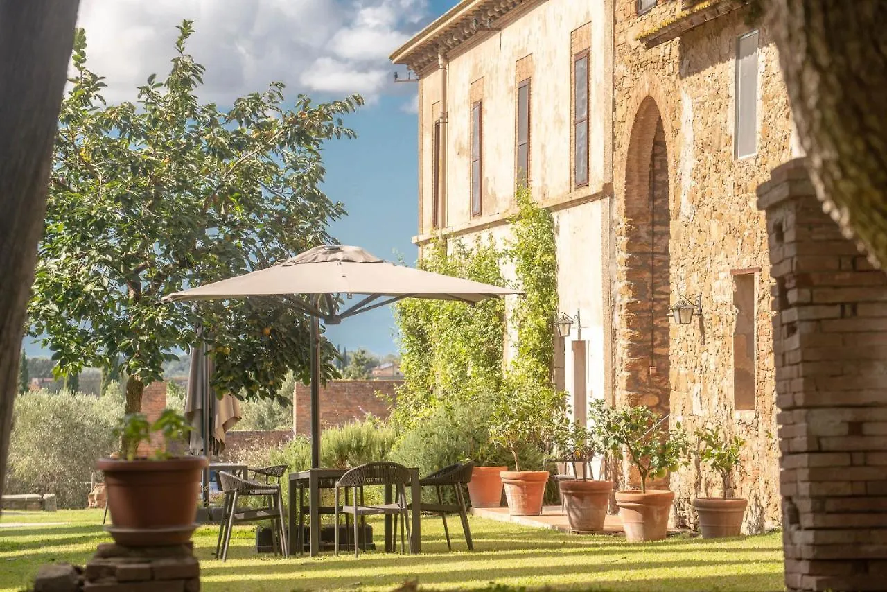 Tenuta Di Poggio Cavallo Istia dʼOmbrone